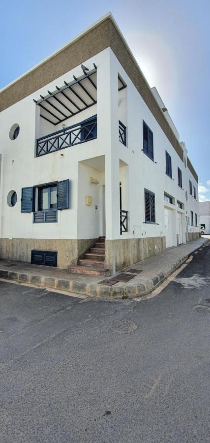 Appartamento Brisa De Caleta De Famara Esterno foto